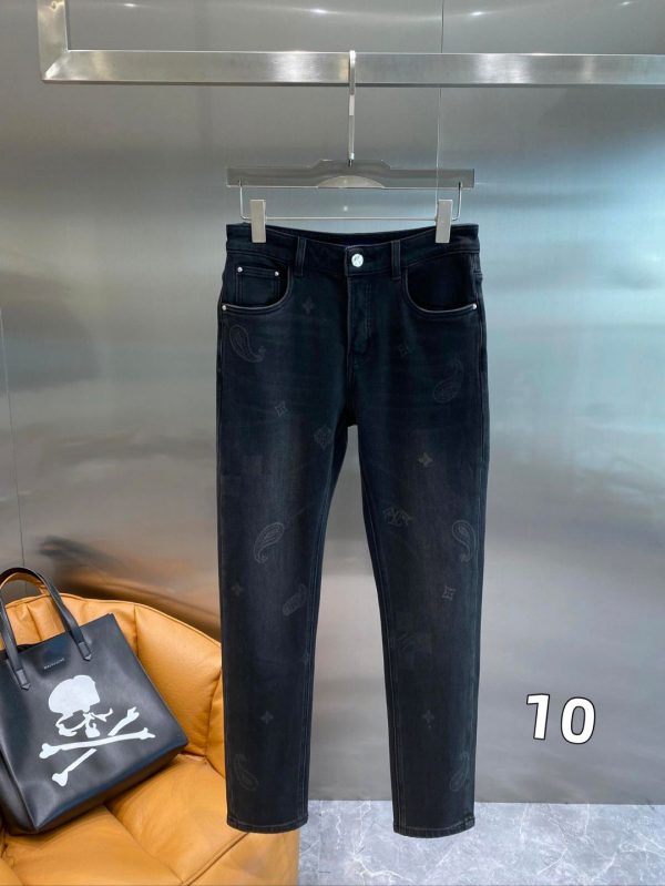 Men’s jeans, sizes 29-42, suitable for 50-100kg, durable denim, multiple trendy styles, best-selling