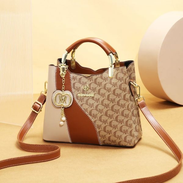 Best-selling leather handbags, wholesale, top-grain leather, multiple trendy designs, durable, global shipping