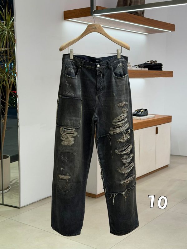 Based on the quantity you ordered, it is usually a mixed shipment of multiple styles