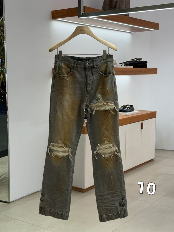 Based on the quantity you ordered, it is usually a mixed shipment of multiple styles