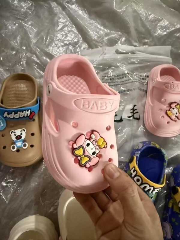 children’s slippers wholesale many styles and colors ages 3-12 comfortable and durable material