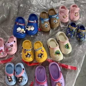 children’s slippers wholesale many styles and colors ages 3-12 comfortable and durable material
