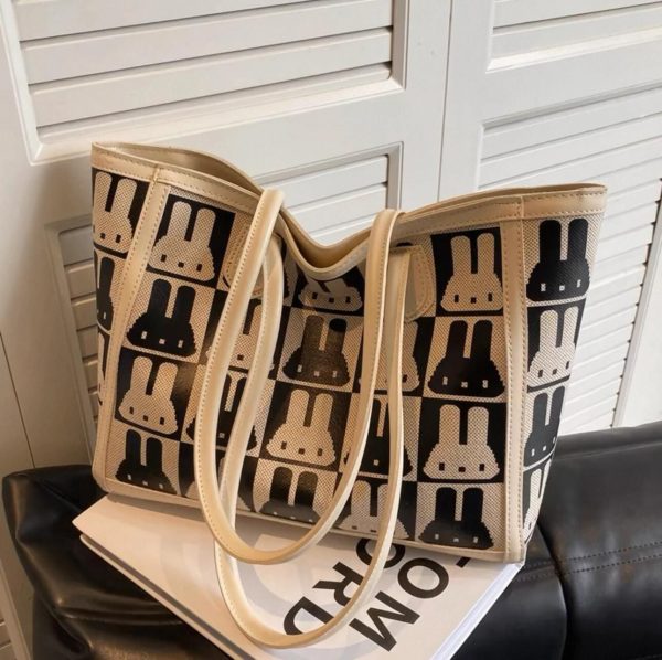 est-selling leather handbags, top-grain leather, trendy designs, multiple colors and styles