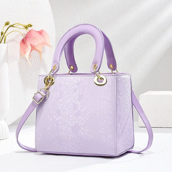 Best-selling leather handbags, wholesale, top-grain leather, multiple trendy designs, durable, global shipping